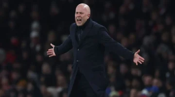 تدهور دفاع ليفربول.. تهديد مباشر موسم سلوت في 5 مباريات